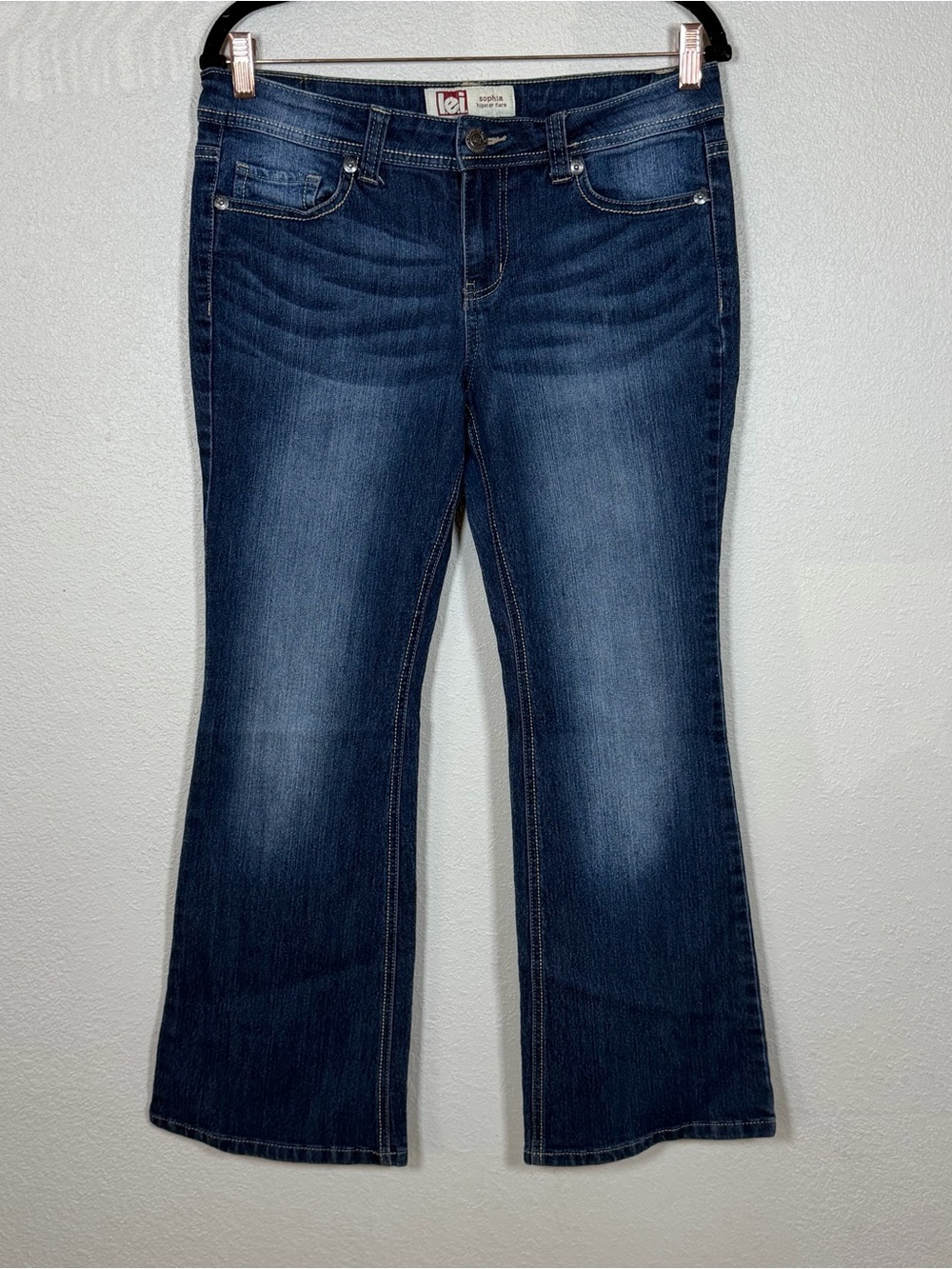 lei Sophia Hipster Flare Dark Wash Blue Flare Denim Jeans 5-Pocket Size 11 Short